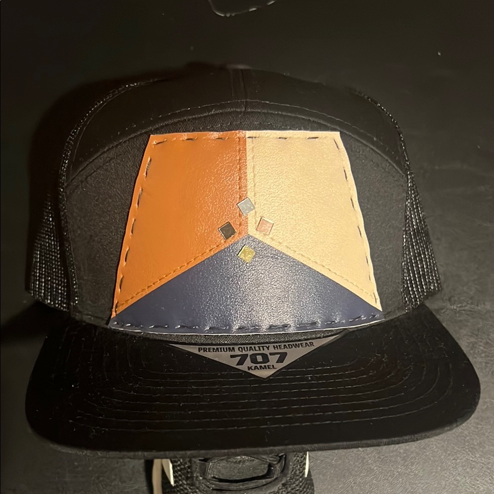 Kamel Black and Orange Trucker Hat